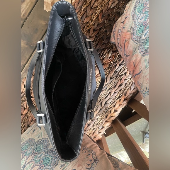 Michael Kors Nylon Shoulder Black Bag - Picture 4 of 10